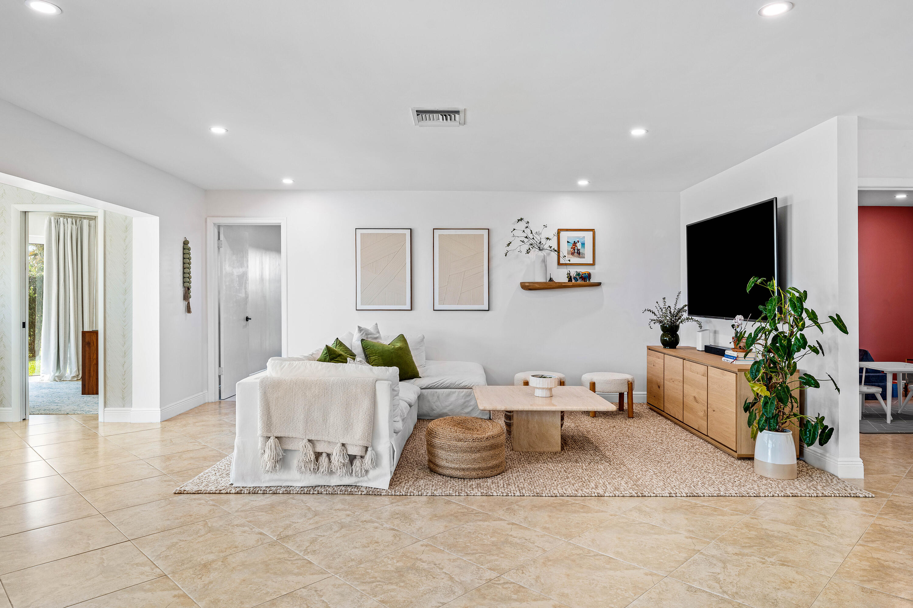 COLONY KEY VILLAS AT ATLANTIS - Residential