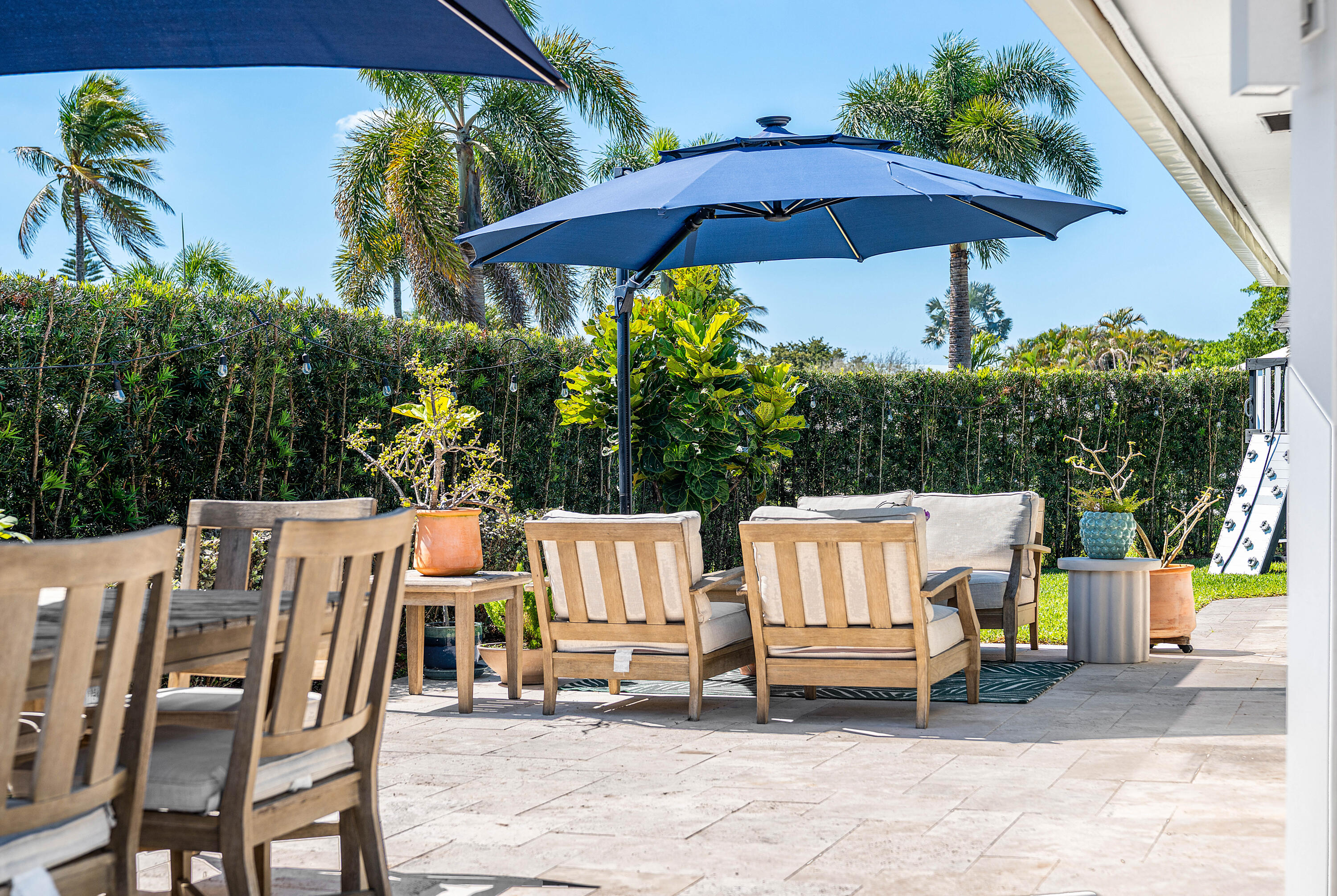 COLONY KEY VILLAS AT ATLANTIS - Residential