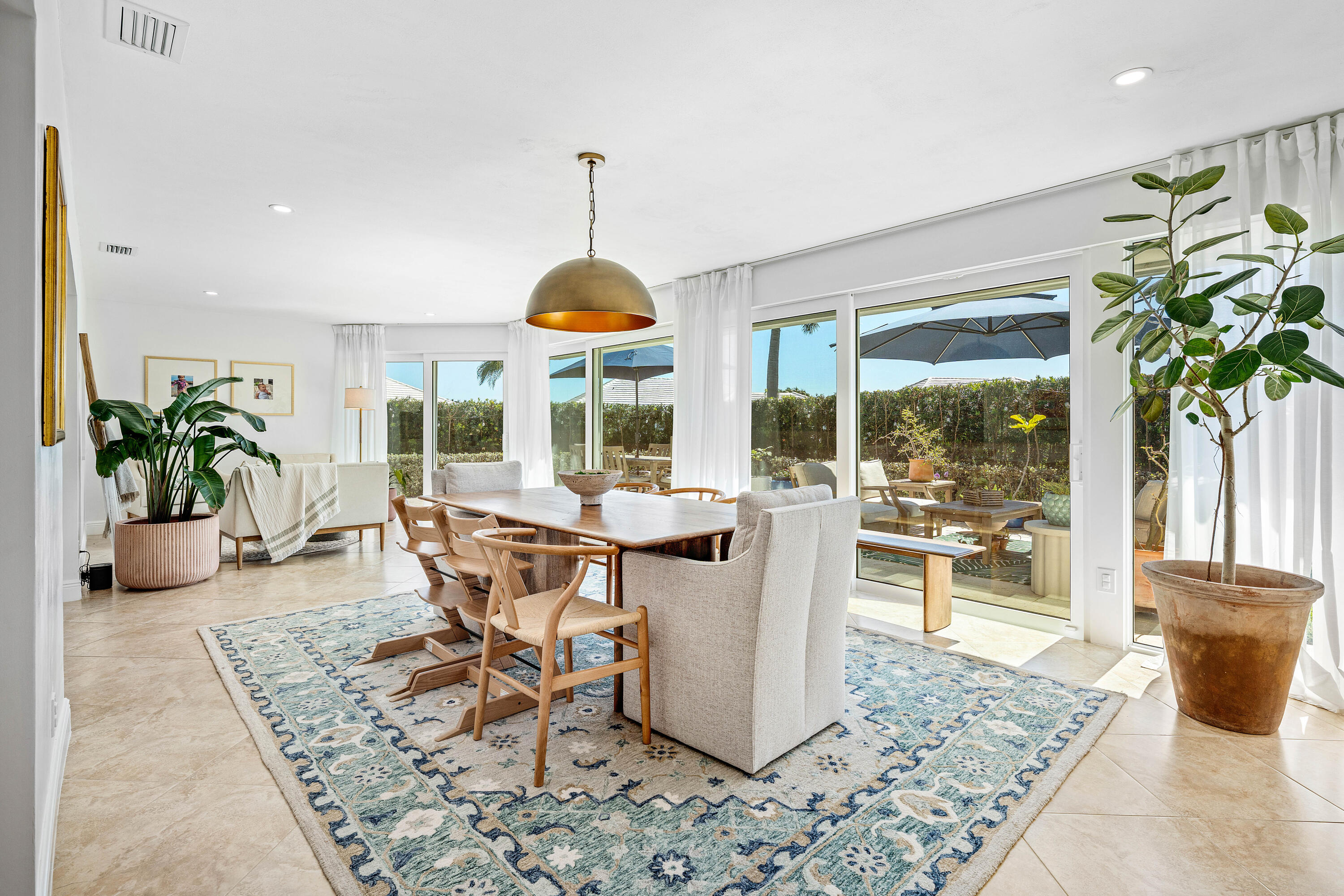 COLONY KEY VILLAS AT ATLANTIS - Residential