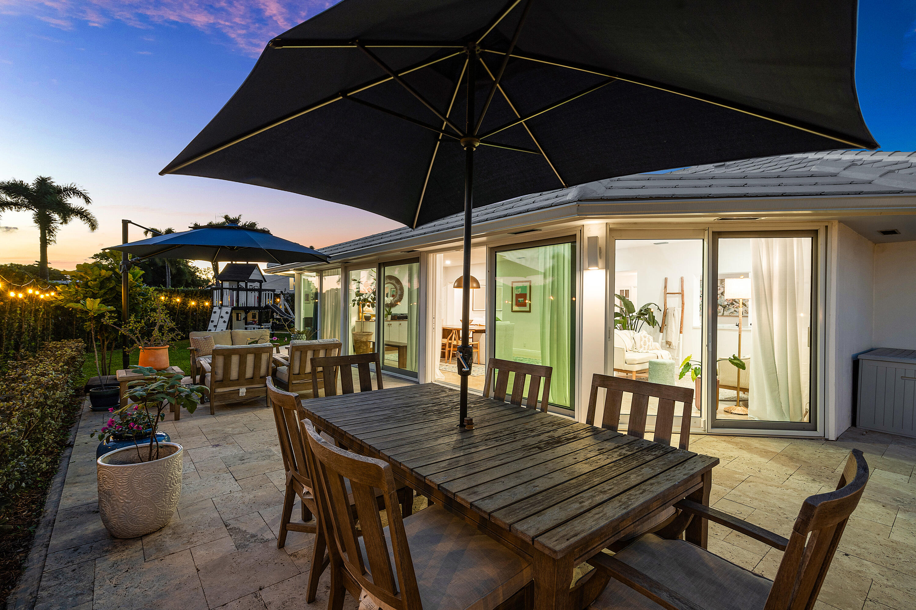 COLONY KEY VILLAS AT ATLANTIS - Residential