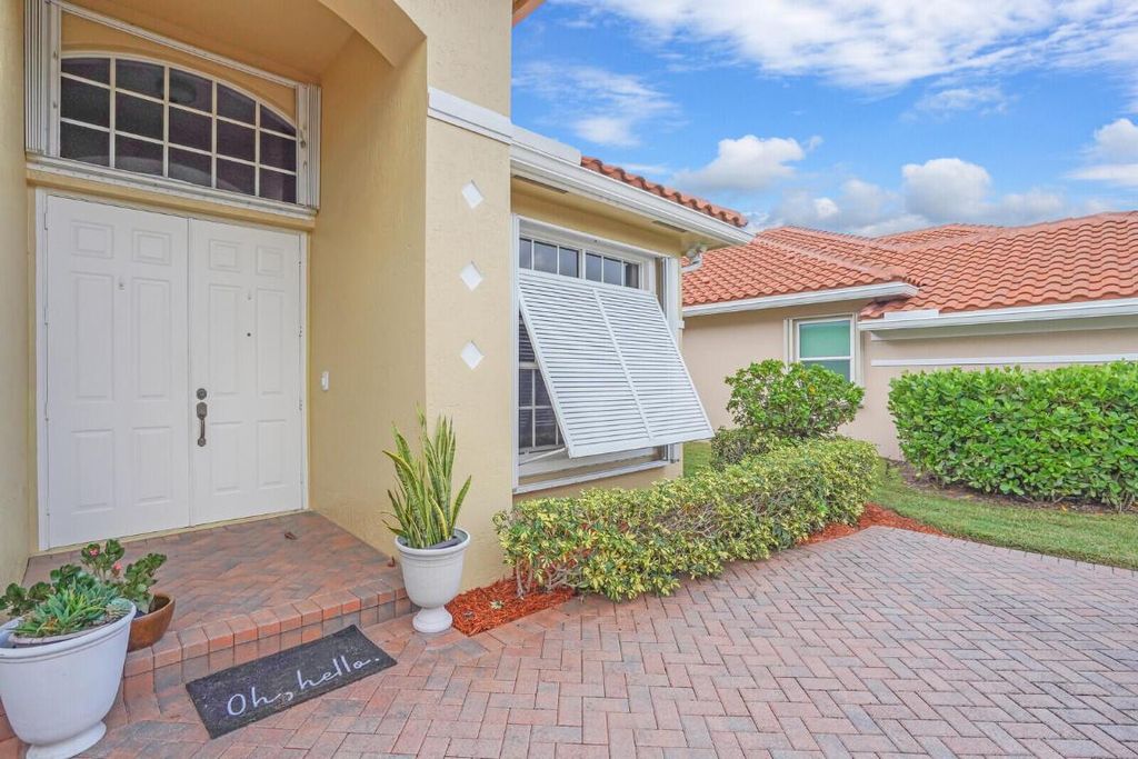 Photo of 6554 Jog Palm Drive, Boynton Beach, FL 33437 (MLS # R11134625)