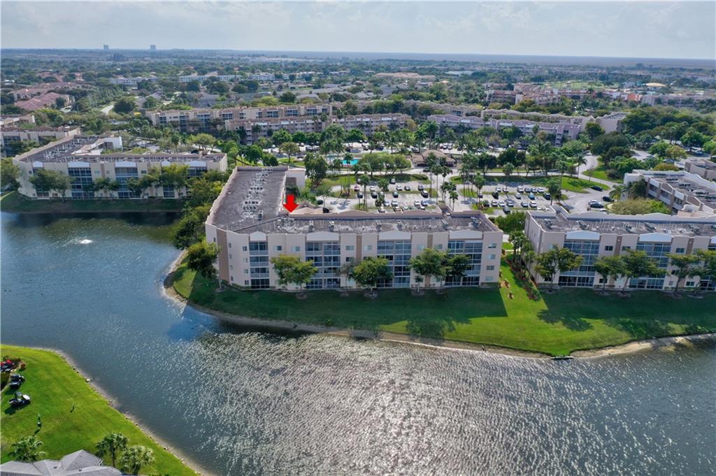 WELDON D CONDO - Residential