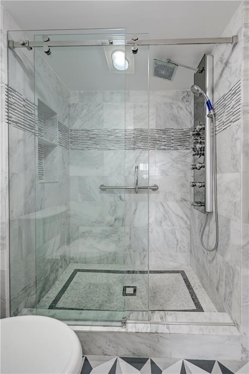 WELDON D CONDO - Residential