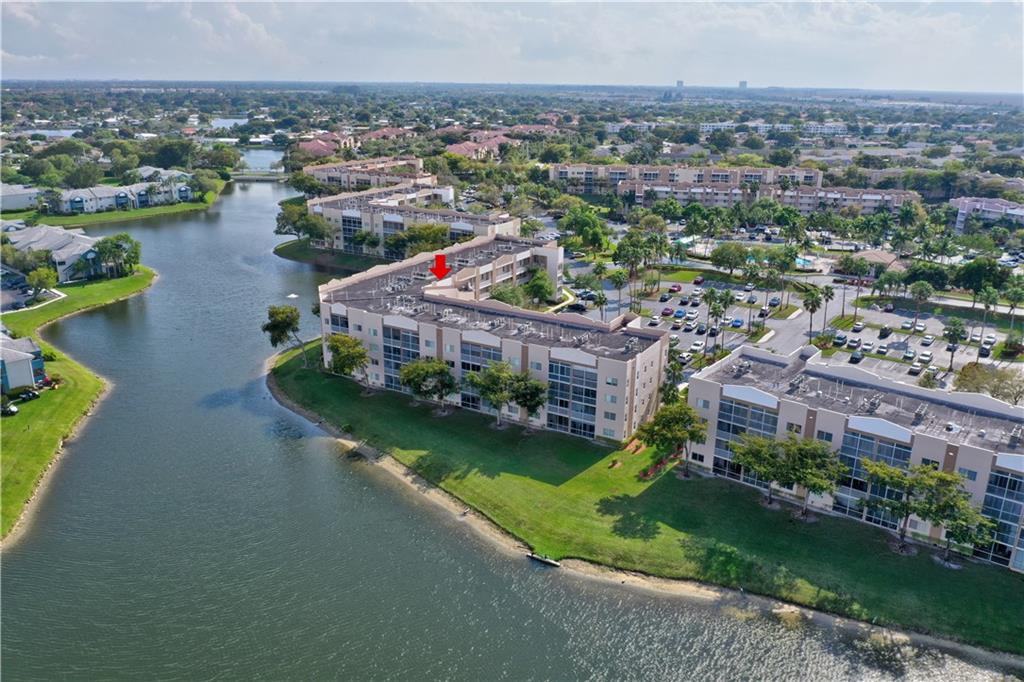 WELDON D CONDO - Residential