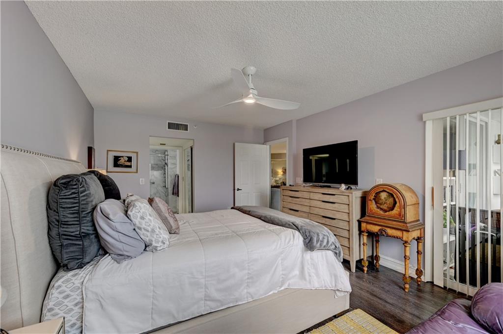 WELDON D CONDO - Residential