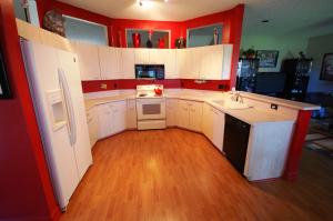 LAKE CHARLESTON - Residential