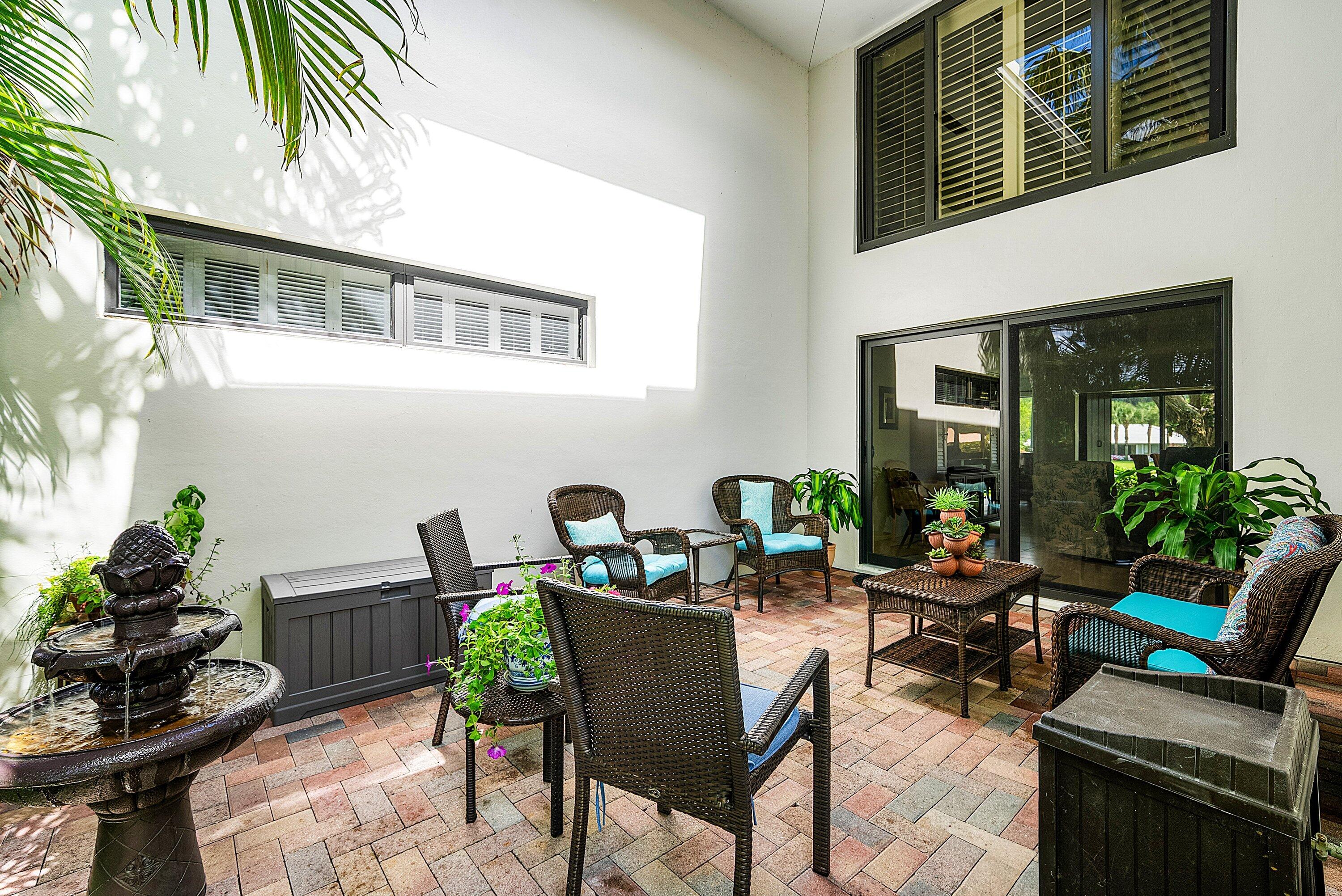 3682 Quail Ridge Drive N Green Heron S