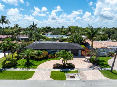 Tiny photo for 5041 NE 24th Avenue, Lighthouse Point, FL 33064 (MLS # B26033347)