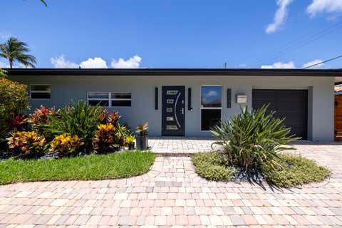Tiny photo for 5041 NE 24th Avenue, Lighthouse Point, FL 33064 (MLS # B26033347)