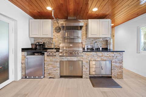Tiny photo for 5041 NE 24th Avenue, Lighthouse Point, FL 33064 (MLS # B26033347)