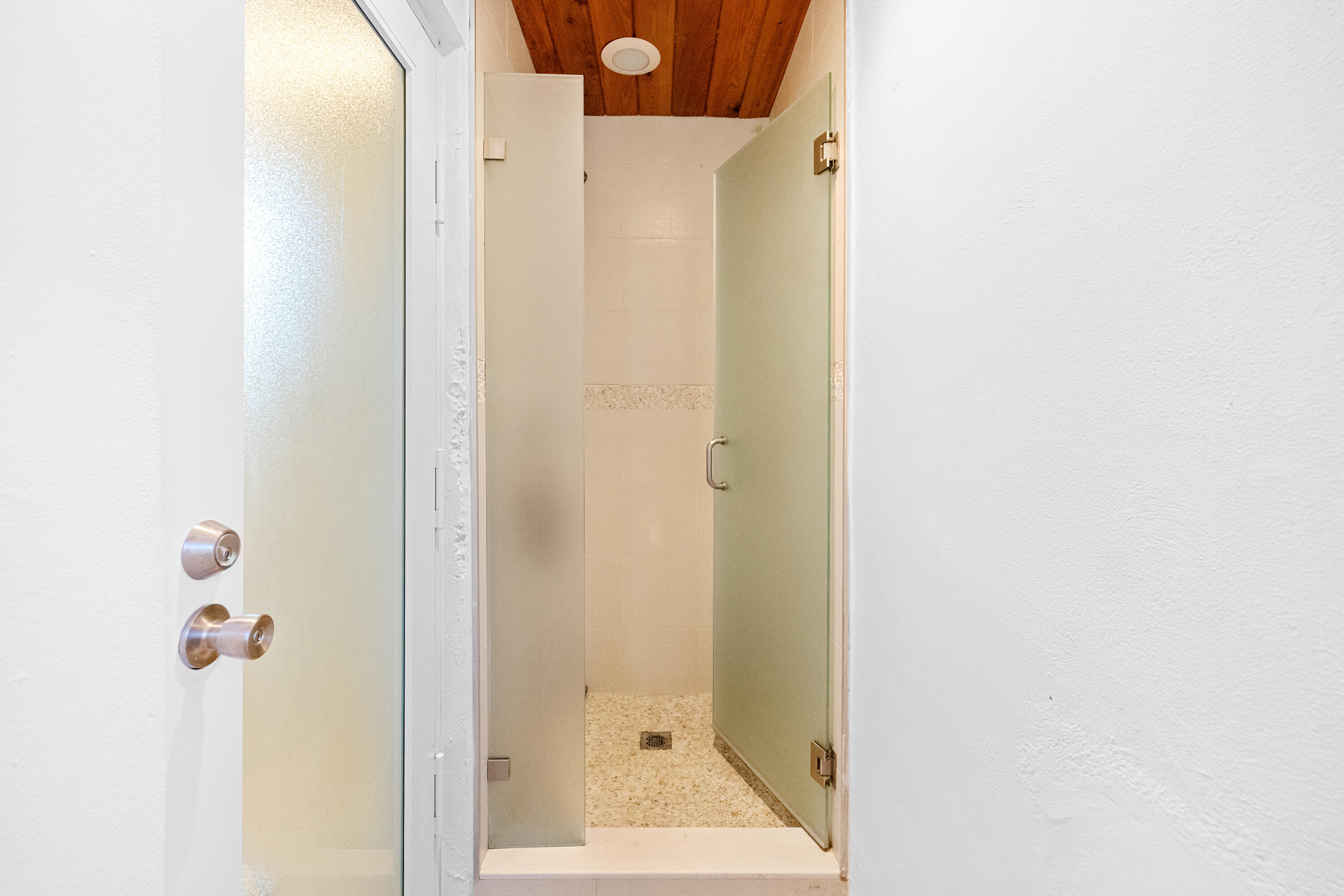 CORAL KEY VILLAS 2ND SEC - Residential