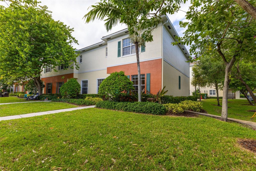 Photo of 122 SW 7th Ct #122, Pompano Beach, FL 33060 (MLS # F10532211)