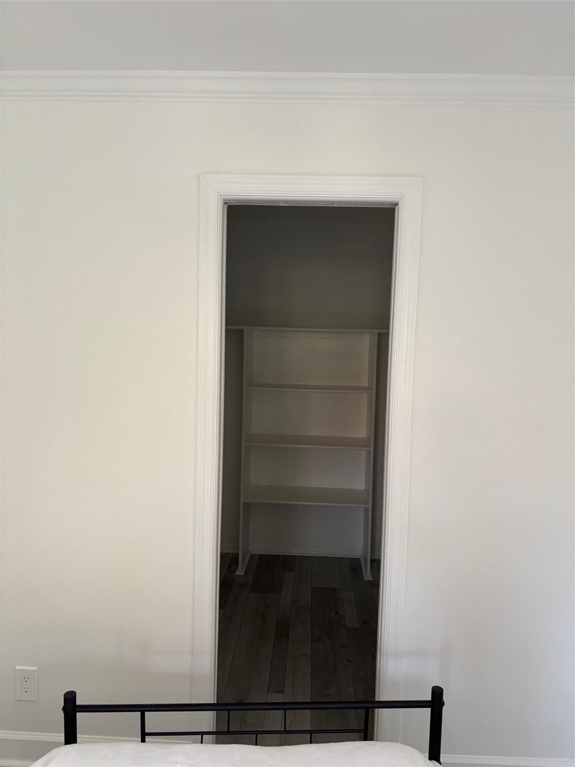 CRESSID COMMONS CONDO - Residential Lease