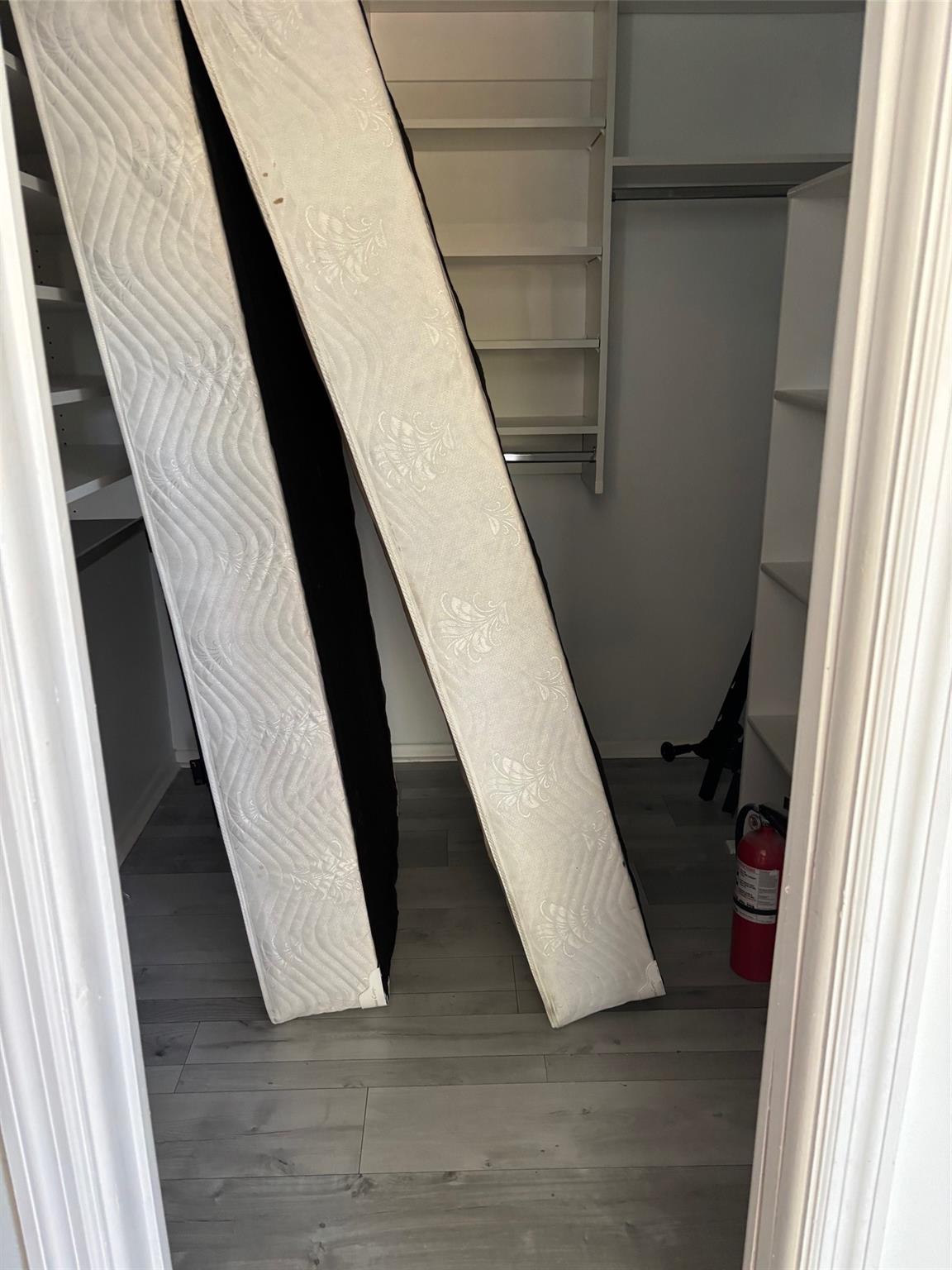 CRESSID COMMONS CONDO - Residential Lease