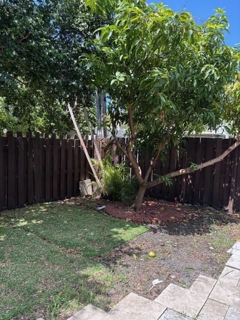 CRESSID COMMONS CONDO - Residential Lease