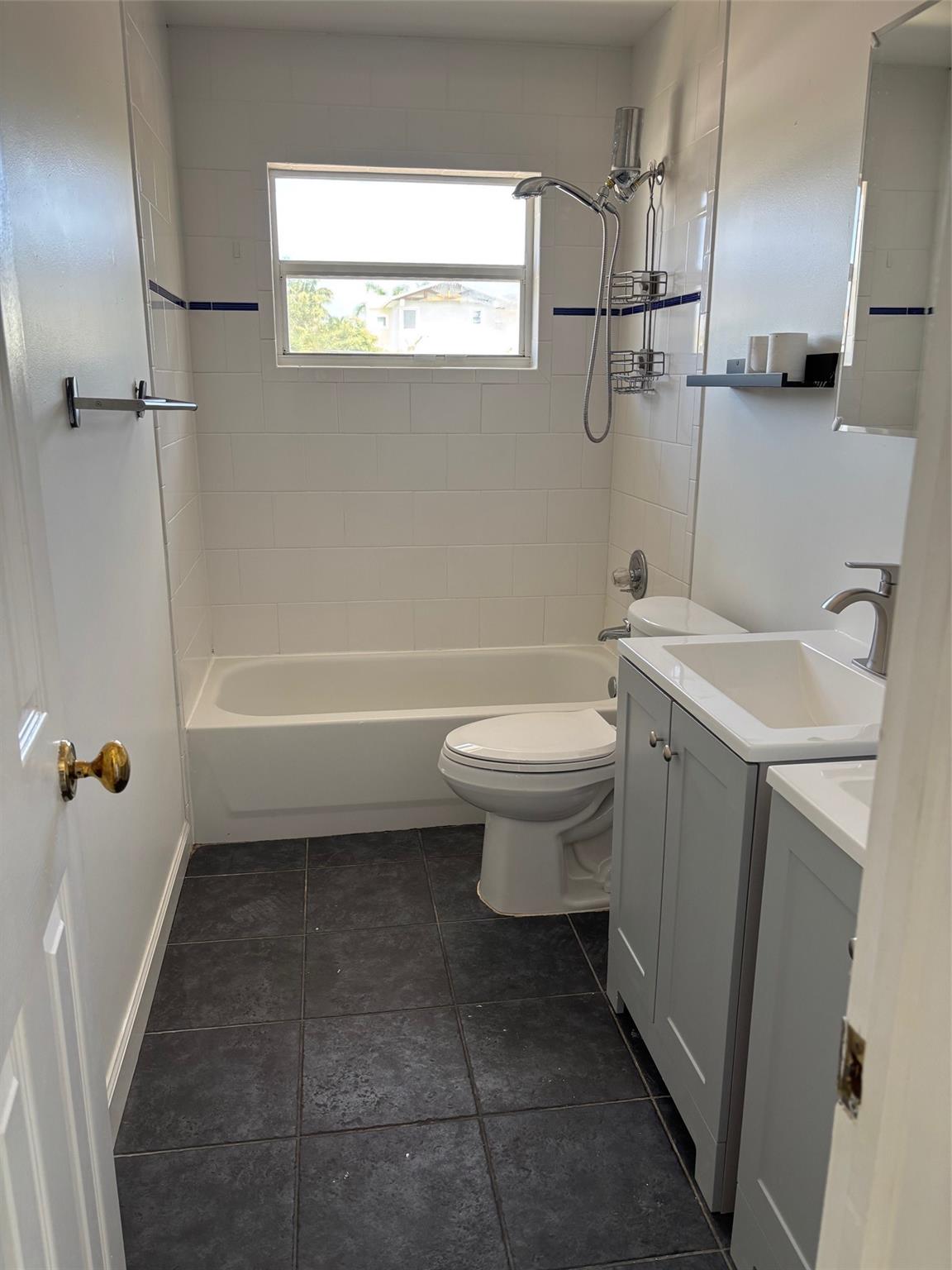 CRESSID COMMONS CONDO - Residential Lease