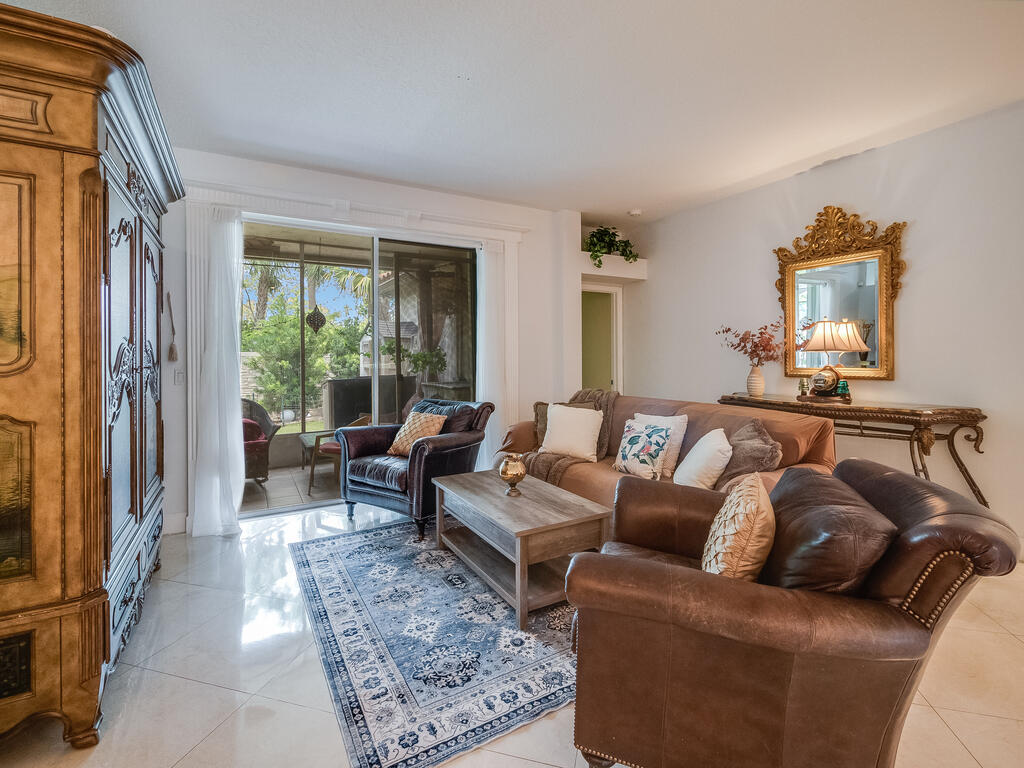 8471 Lake Cypress Road
