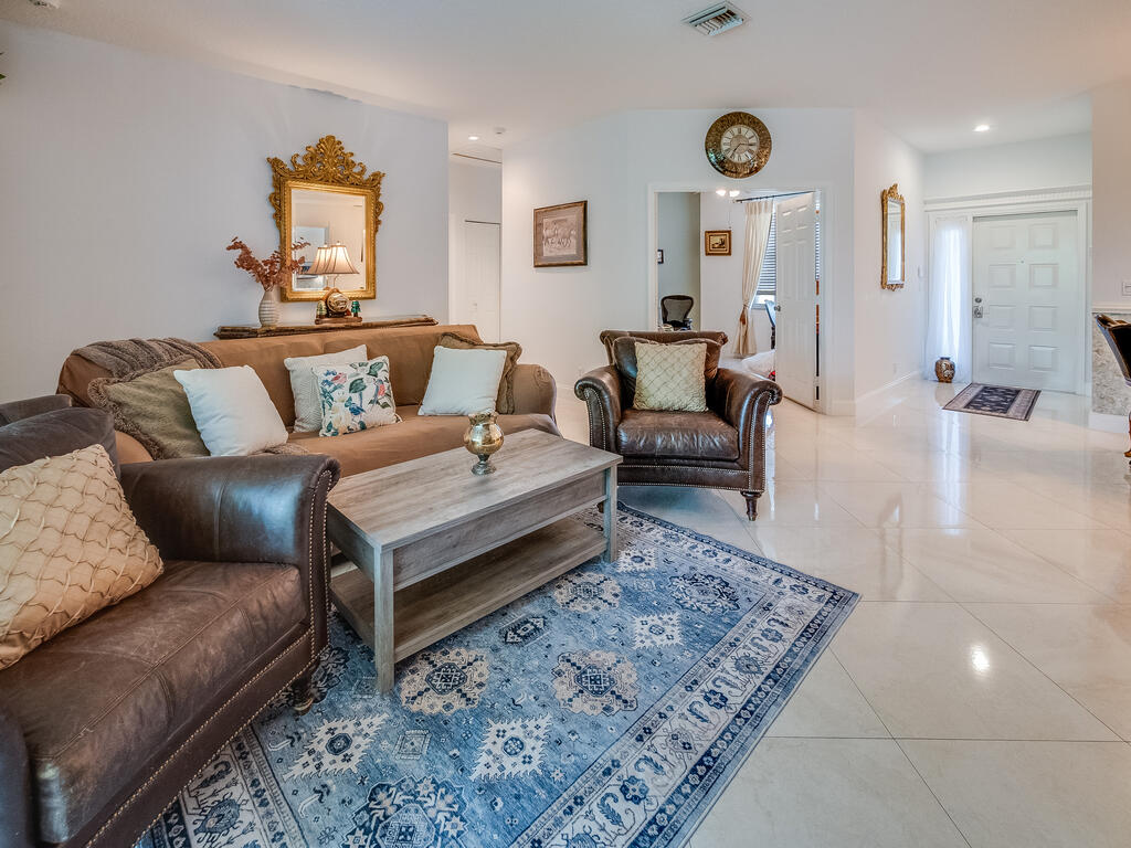 8471 Lake Cypress Road