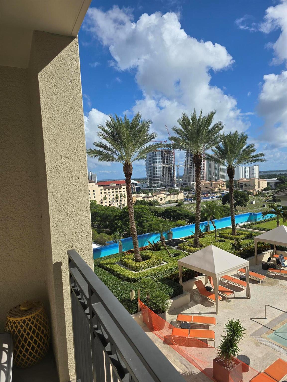 CITYPLACE SOUTH TOWER CON - Residential