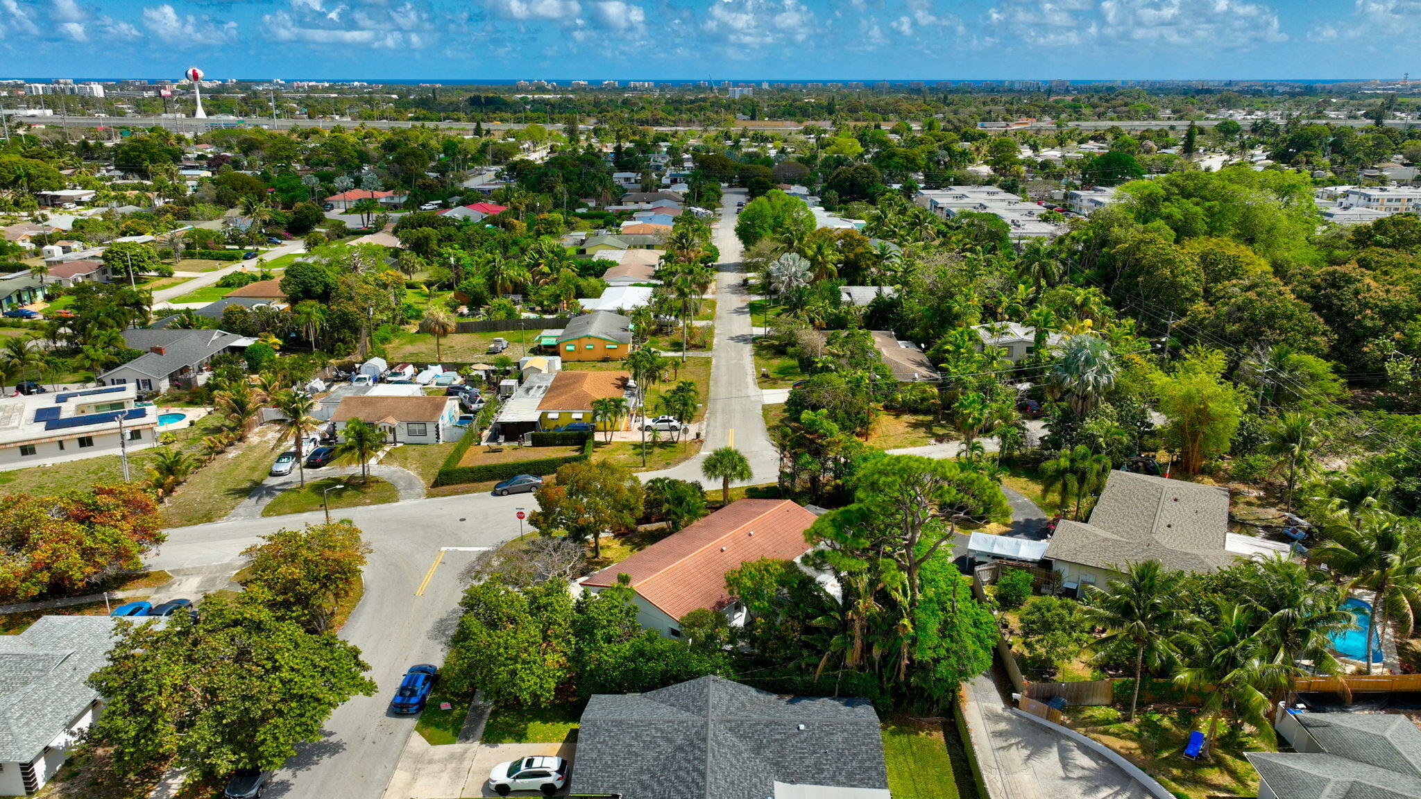 LAKE OSBORNE TERRACE - Residential