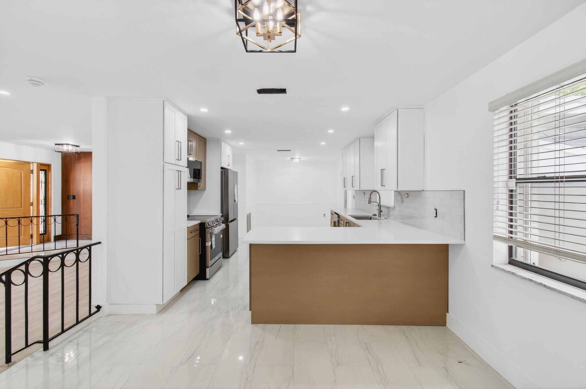 LAKE OSBORNE TERRACE - Residential