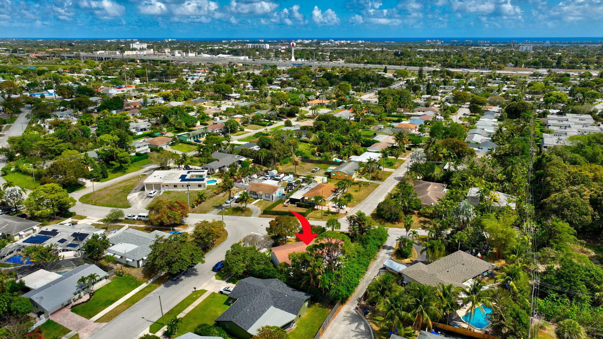 LAKE OSBORNE TERRACE - Residential