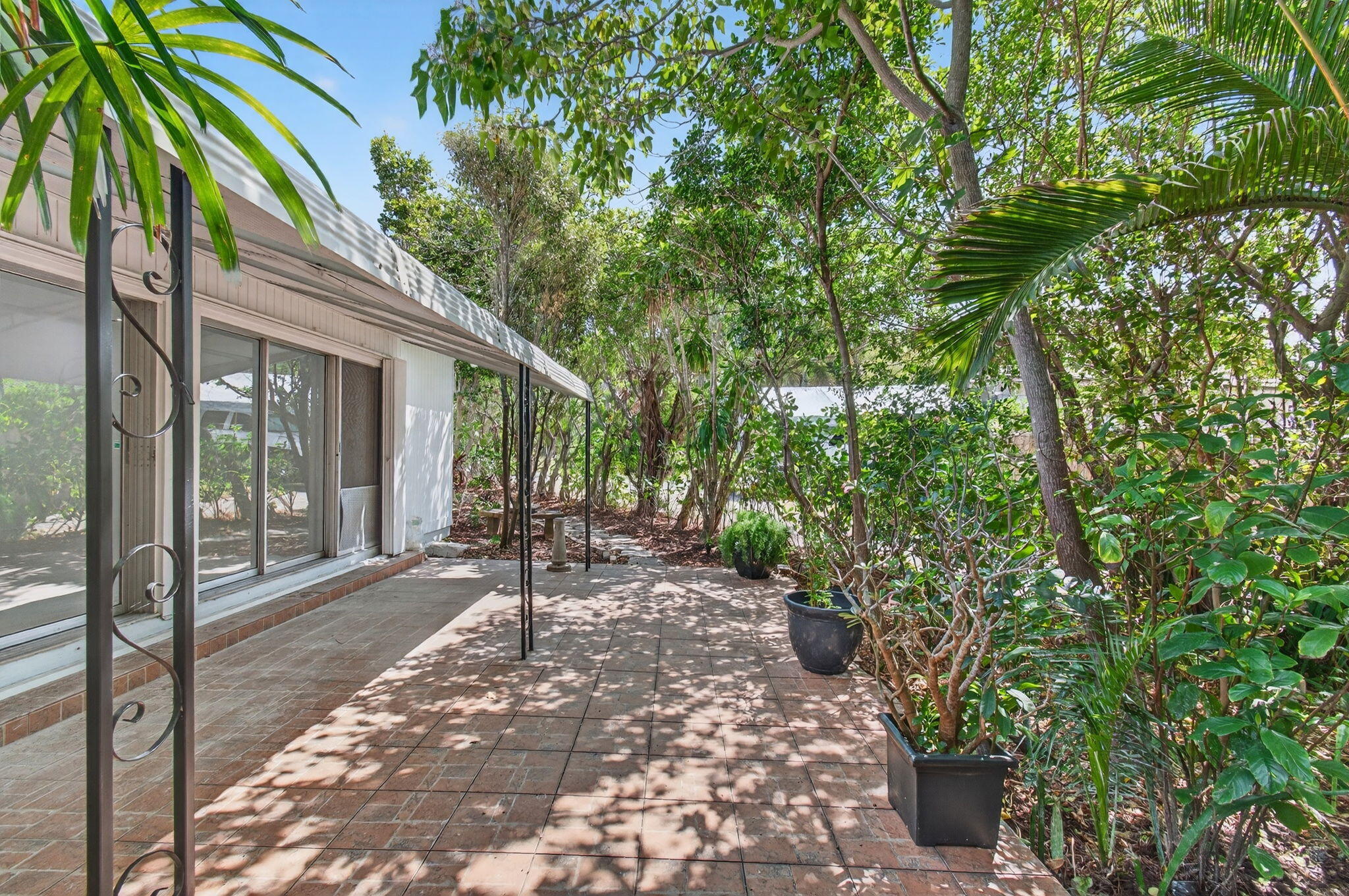 LAKE OSBORNE TERRACE - Residential