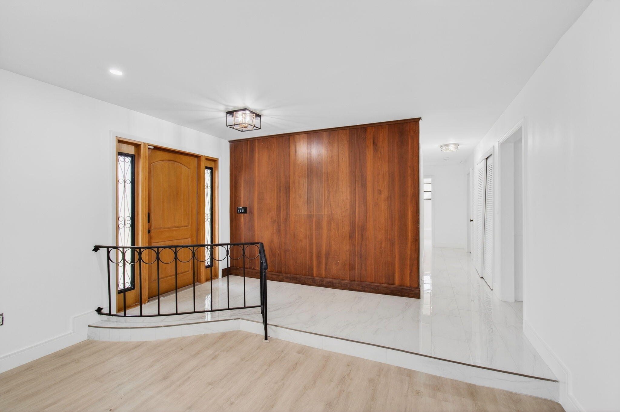 LAKE OSBORNE TERRACE - Residential