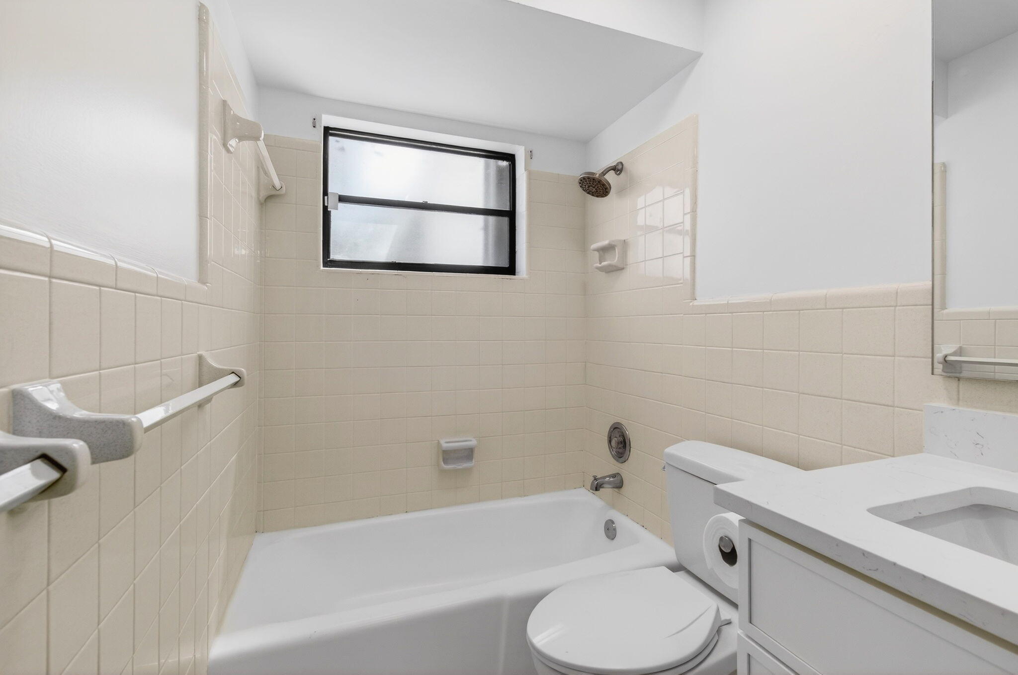 LAKE OSBORNE TERRACE - Residential