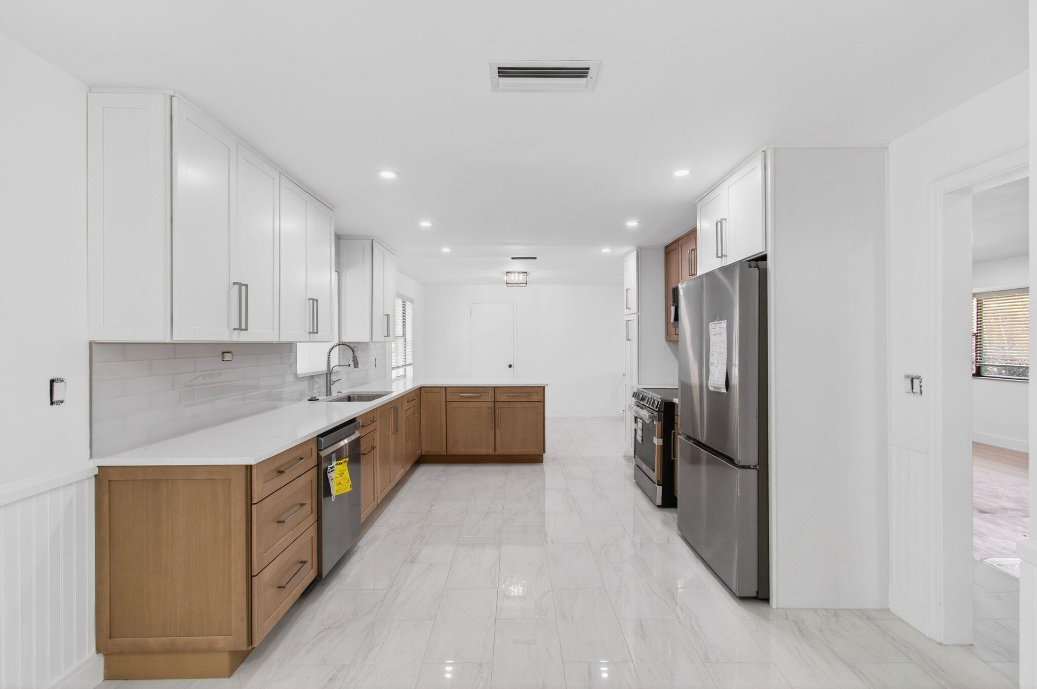 LAKE OSBORNE TERRACE - Residential