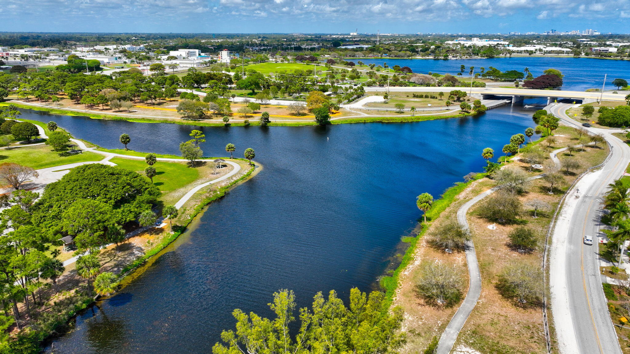 LAKE OSBORNE TERRACE - Residential