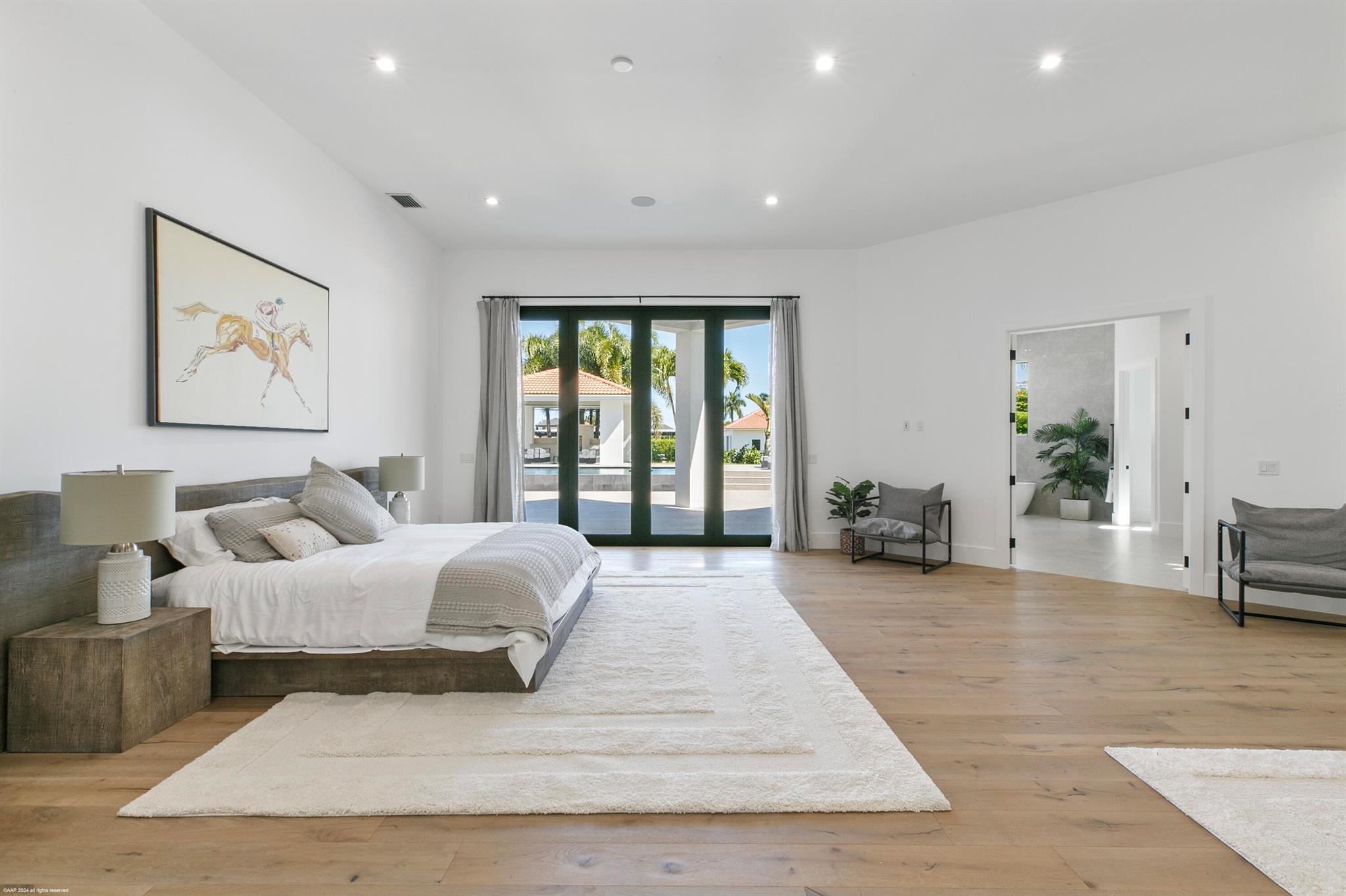 PALM BEACH POINT - Residential