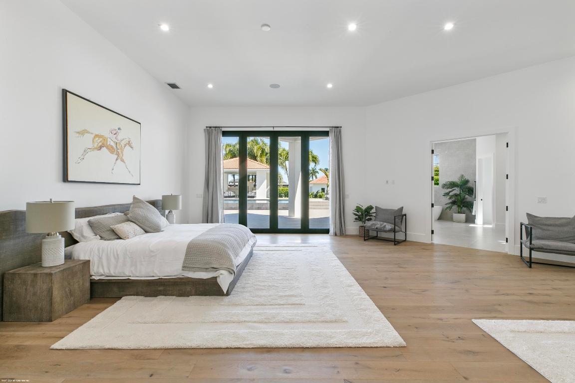 PALM BEACH POINT - Residential