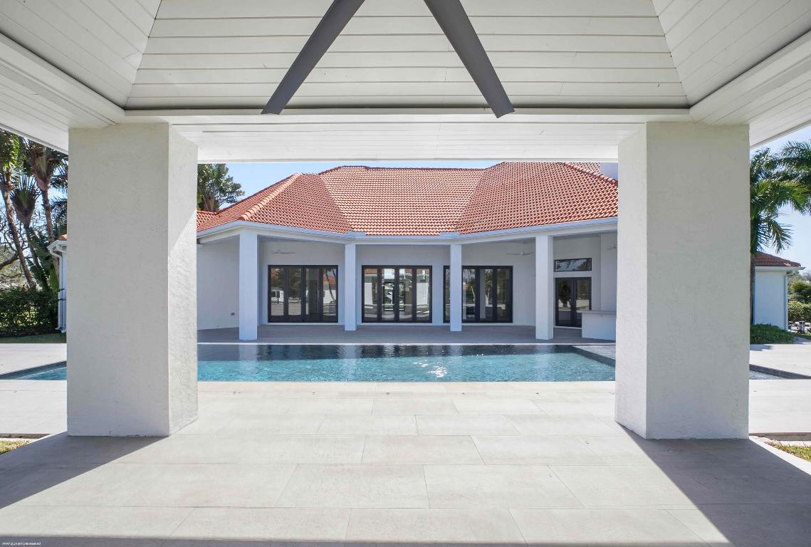 PALM BEACH POINT - Residential