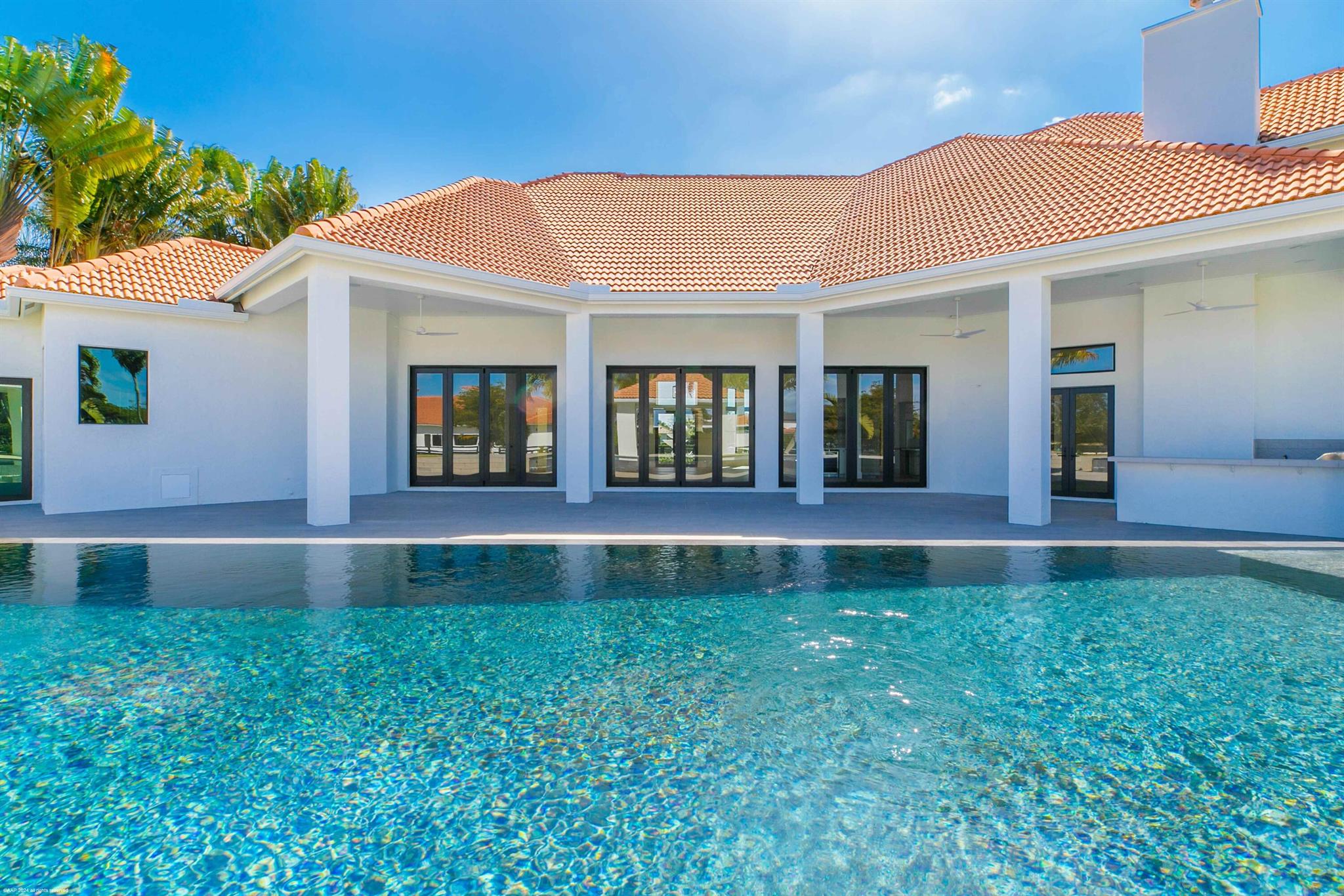 PALM BEACH POINT - Residential