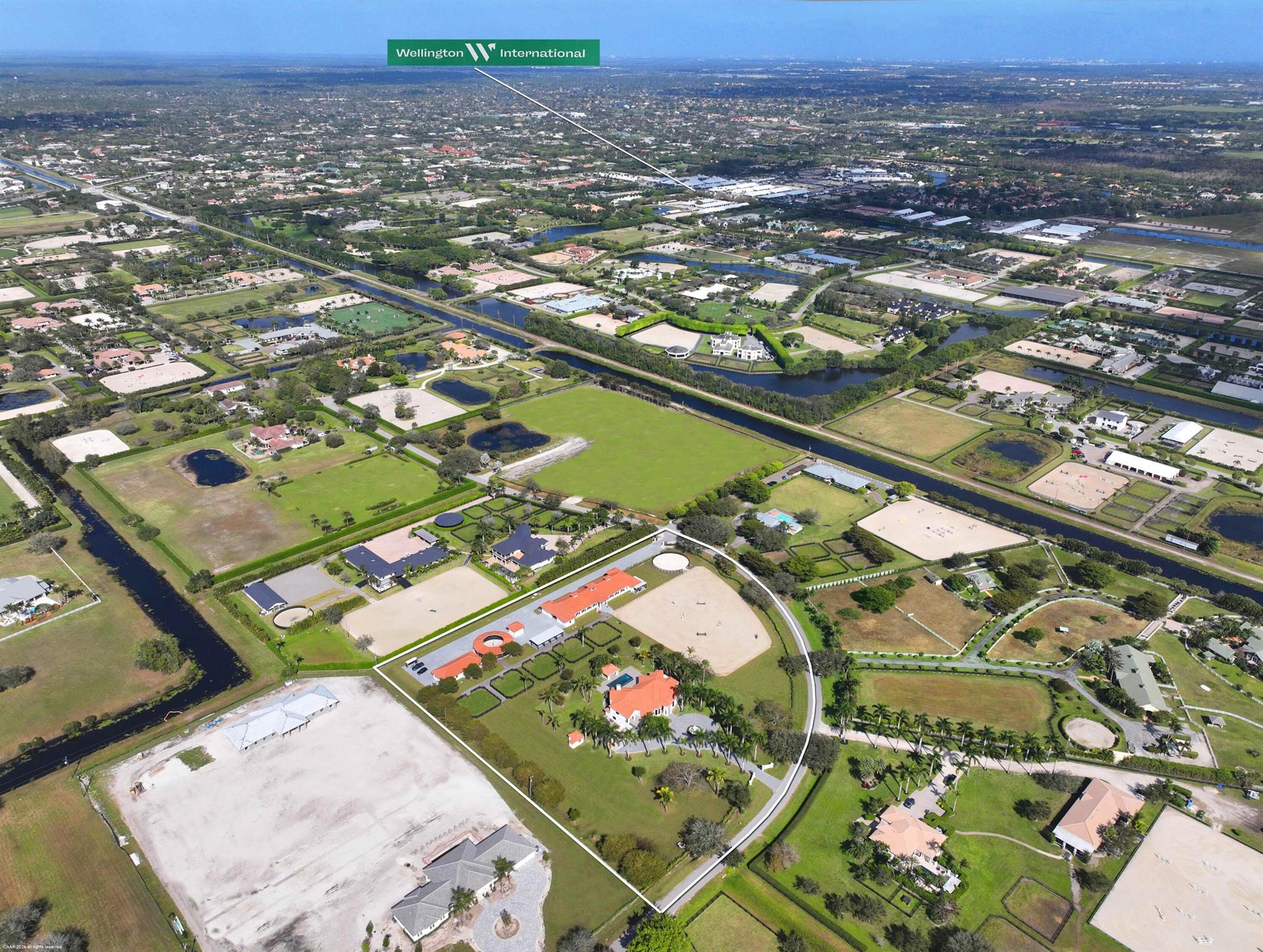 PALM BEACH POINT - Residential