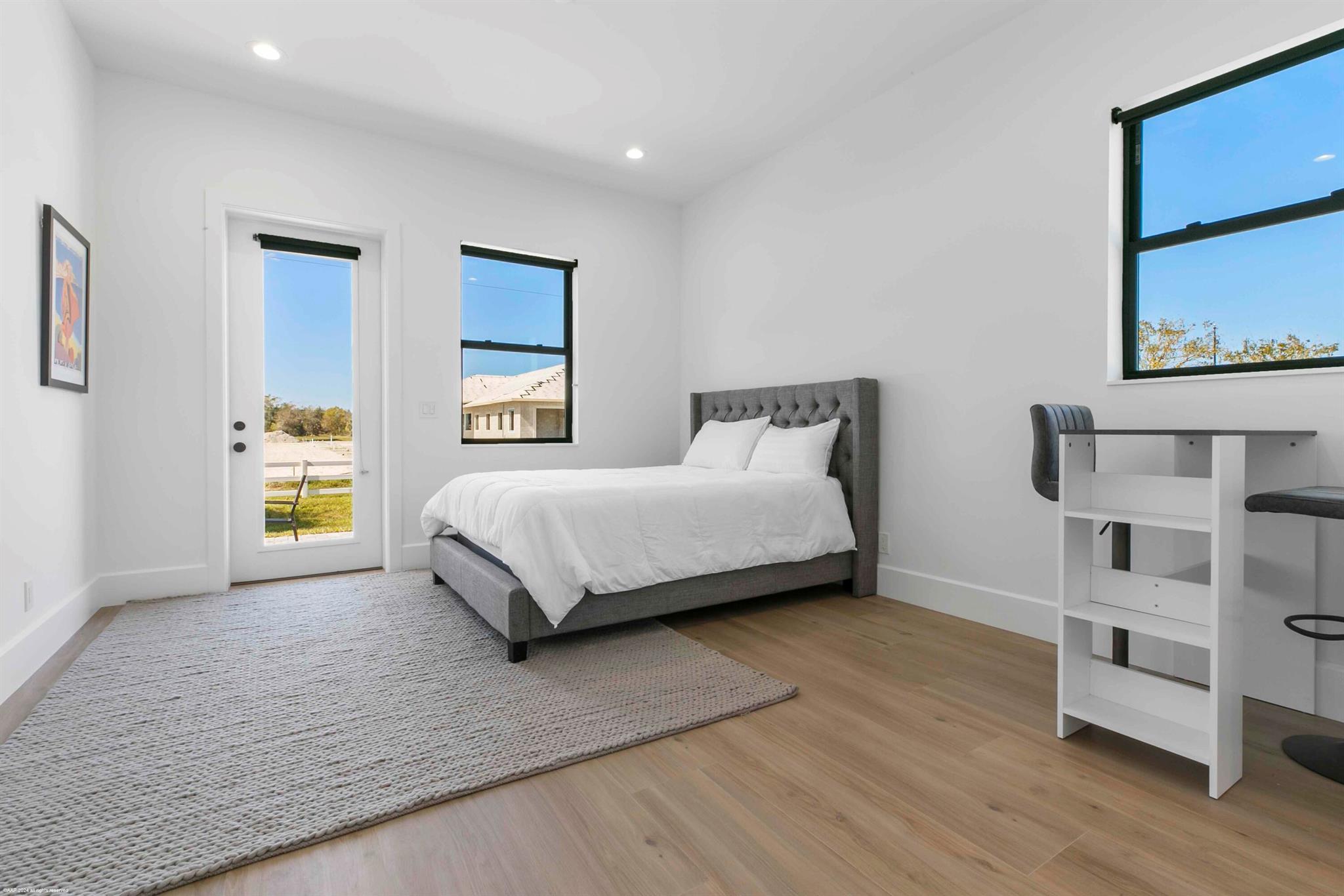 PALM BEACH POINT - Residential