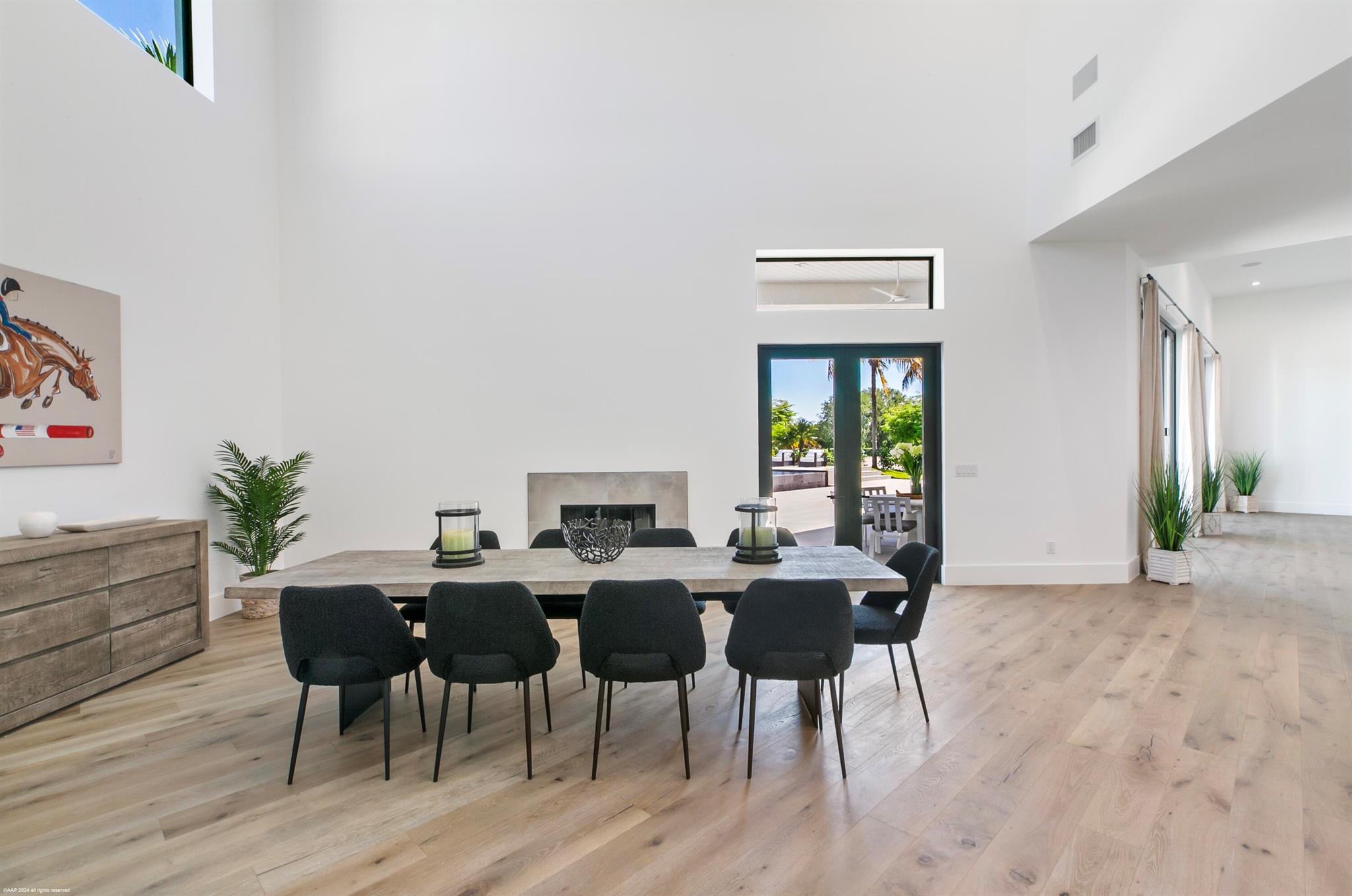 PALM BEACH POINT - Residential