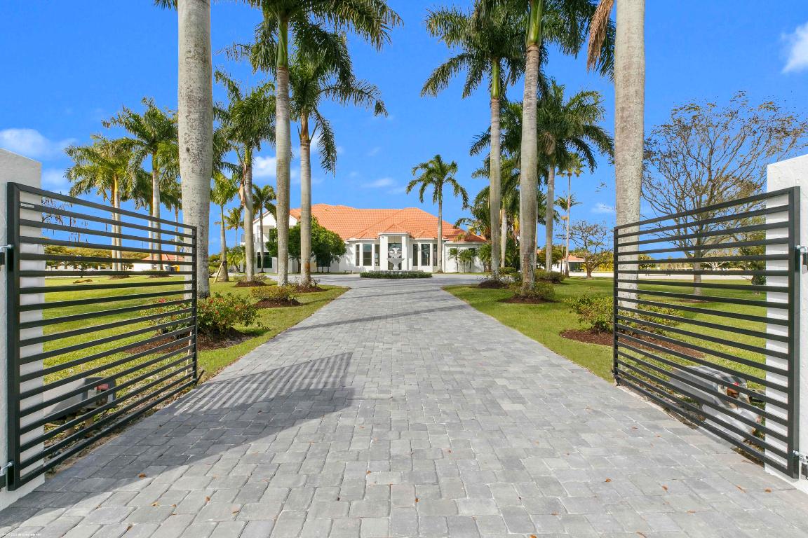 PALM BEACH POINT - Residential