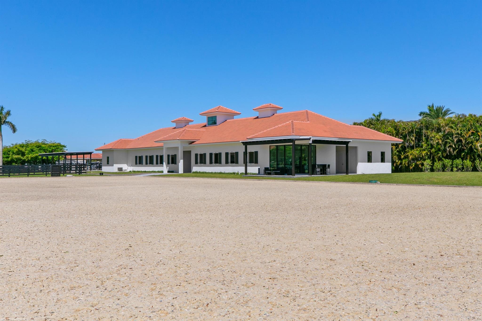 PALM BEACH POINT - Residential