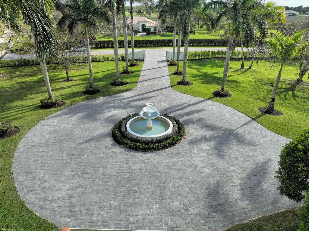 PALM BEACH POINT - Residential