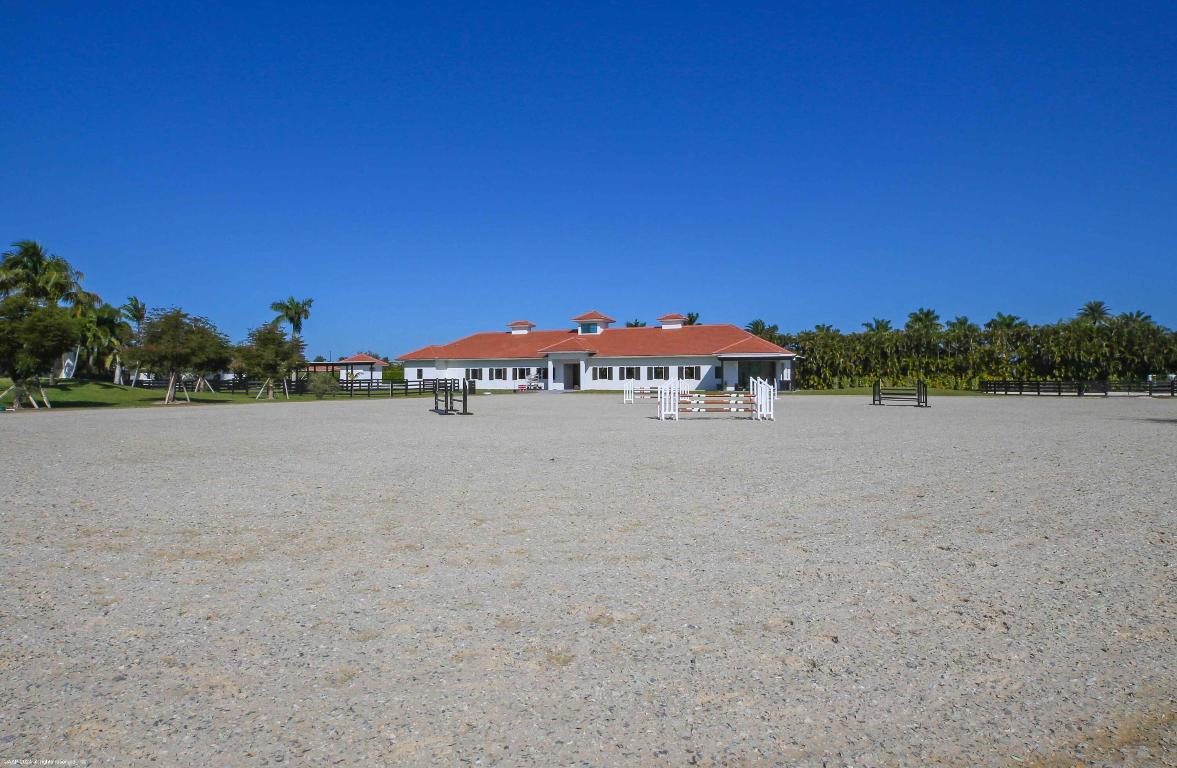 PALM BEACH POINT - Residential