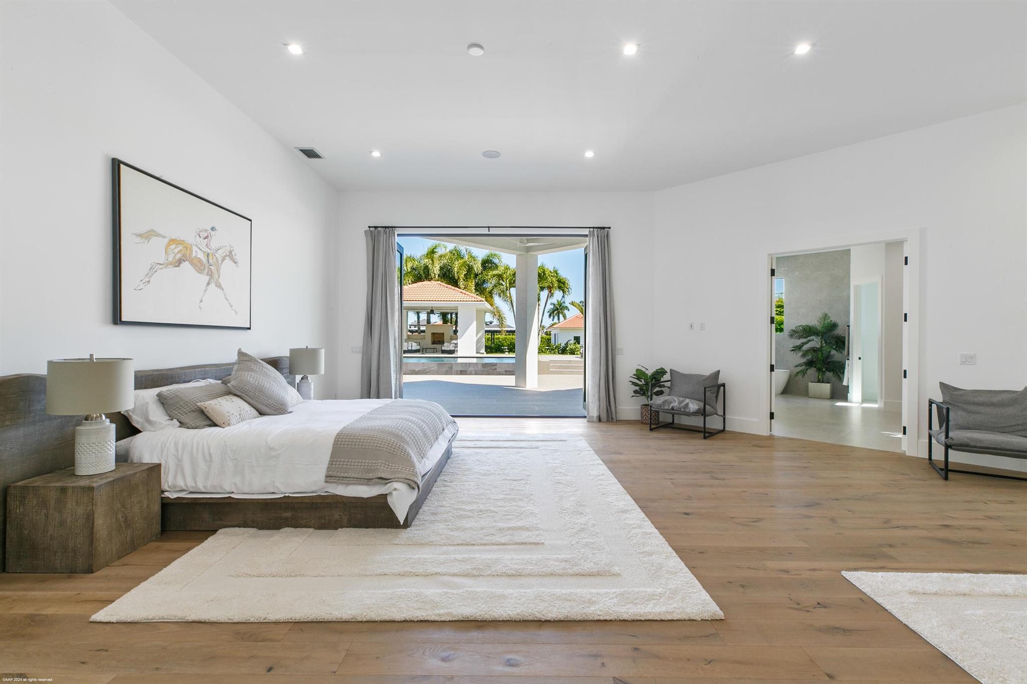 PALM BEACH POINT - Residential