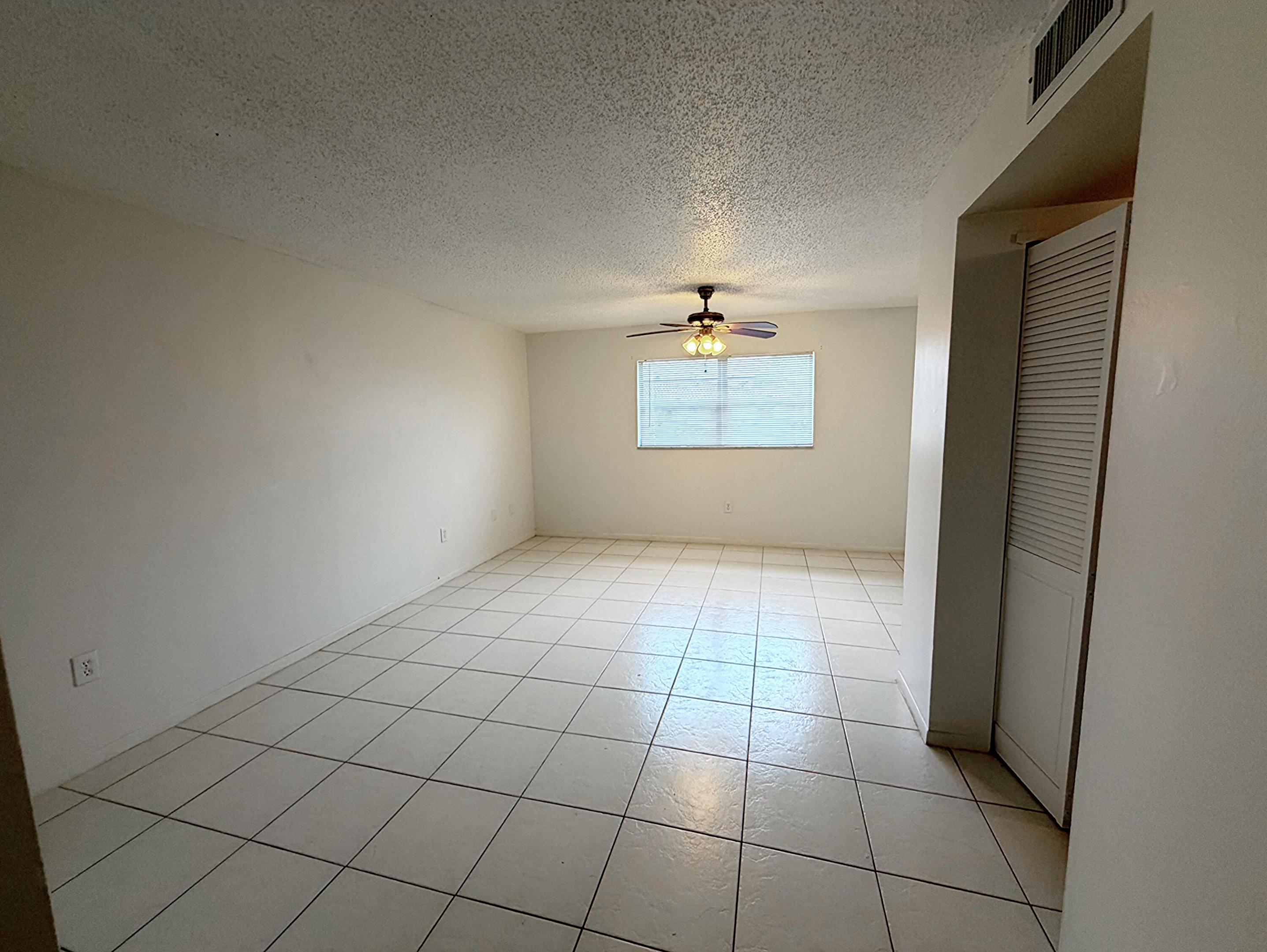 BOCA TOWNE CENTRE CONDO - Residential