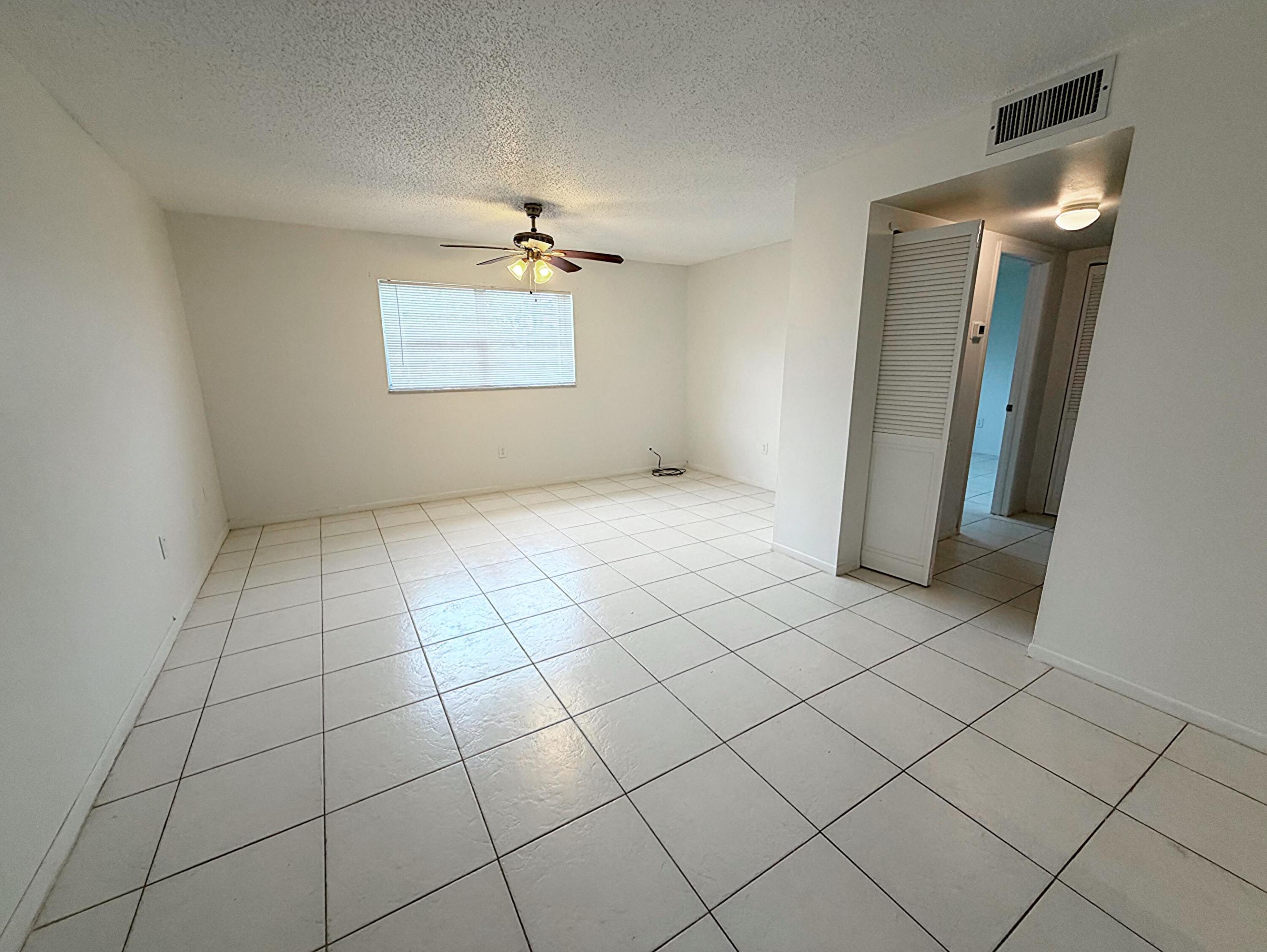 BOCA TOWNE CENTRE CONDO - Residential