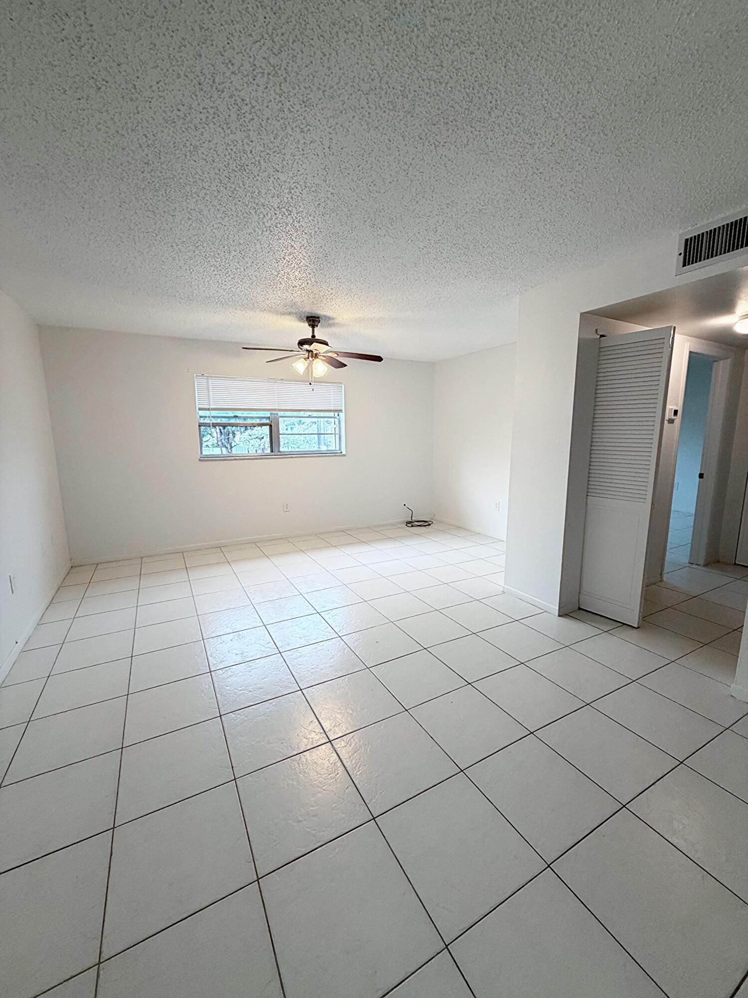 BOCA TOWNE CENTRE CONDO - Residential