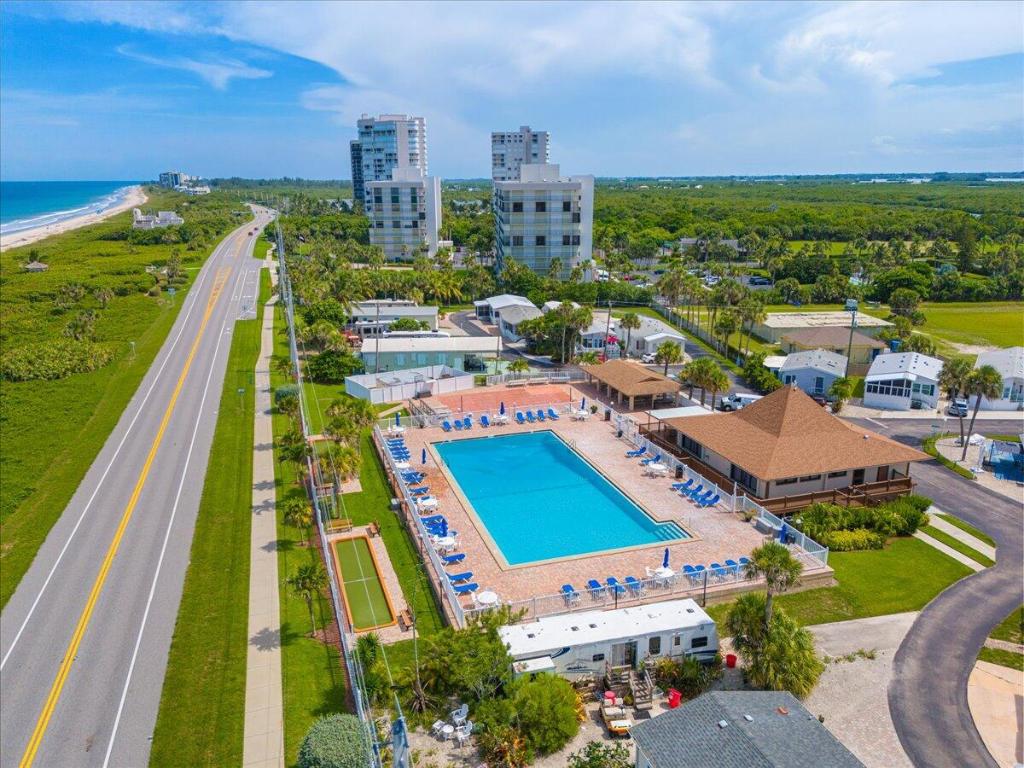 Ocean Resort - Residential