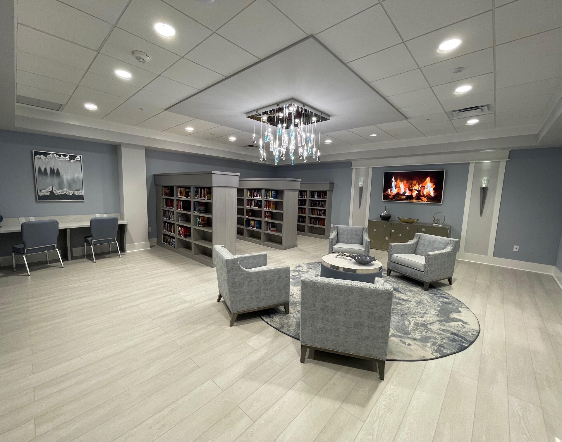 HUNTINGTON POINTE - Residential