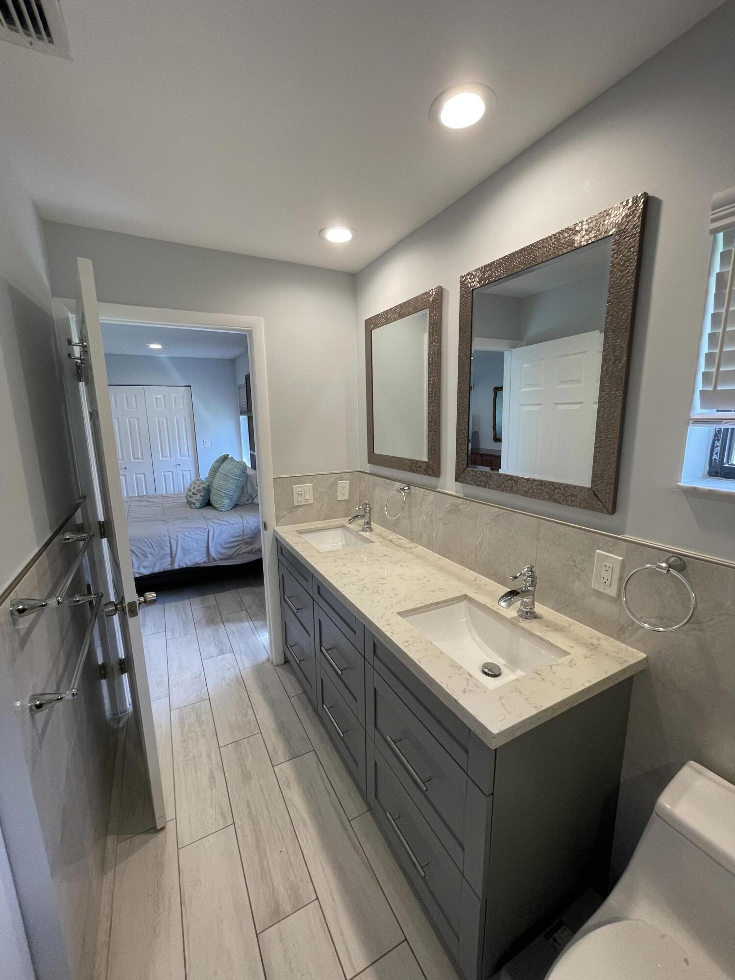 HUNTINGTON POINTE - Residential