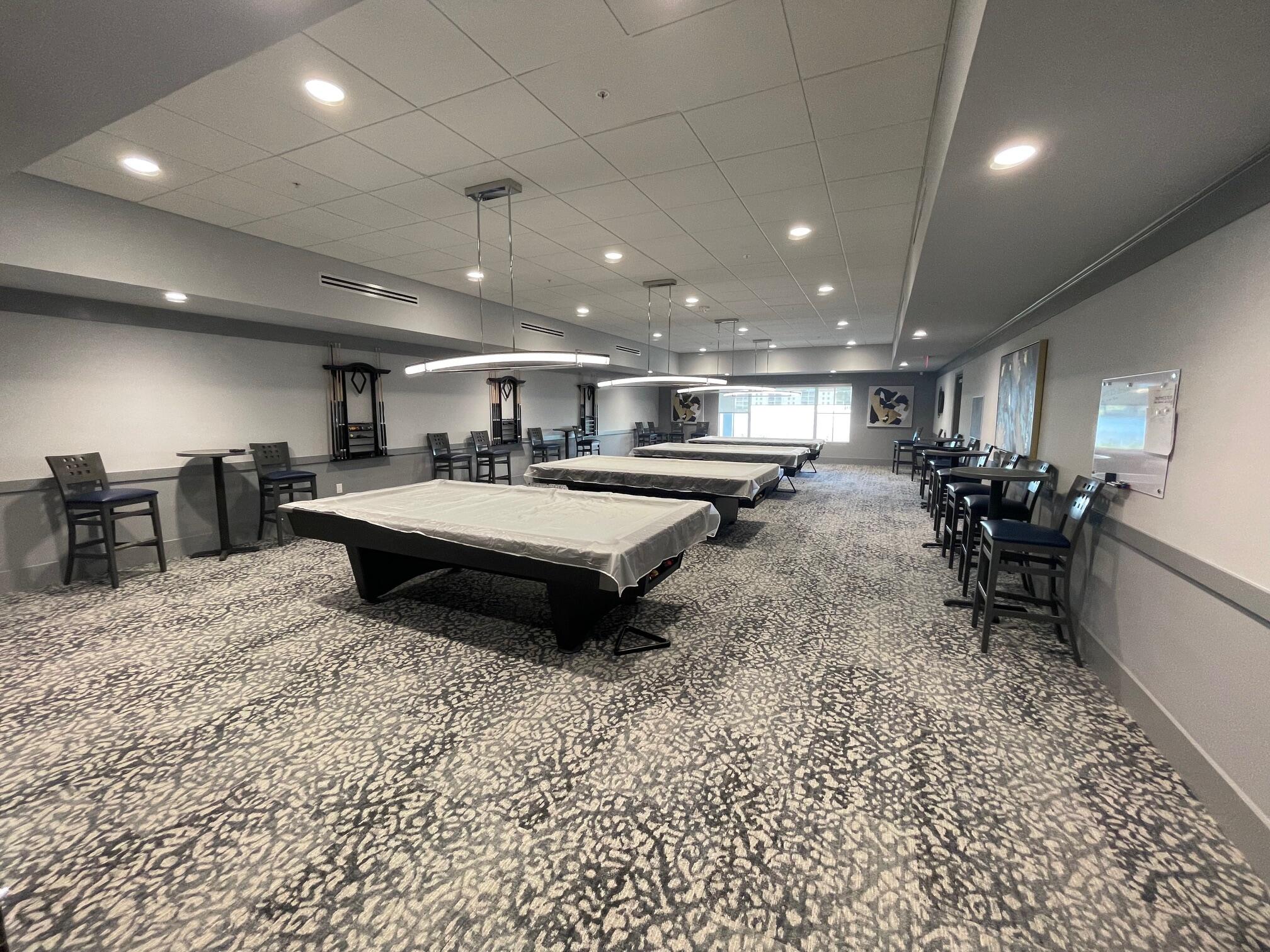 HUNTINGTON POINTE - Residential